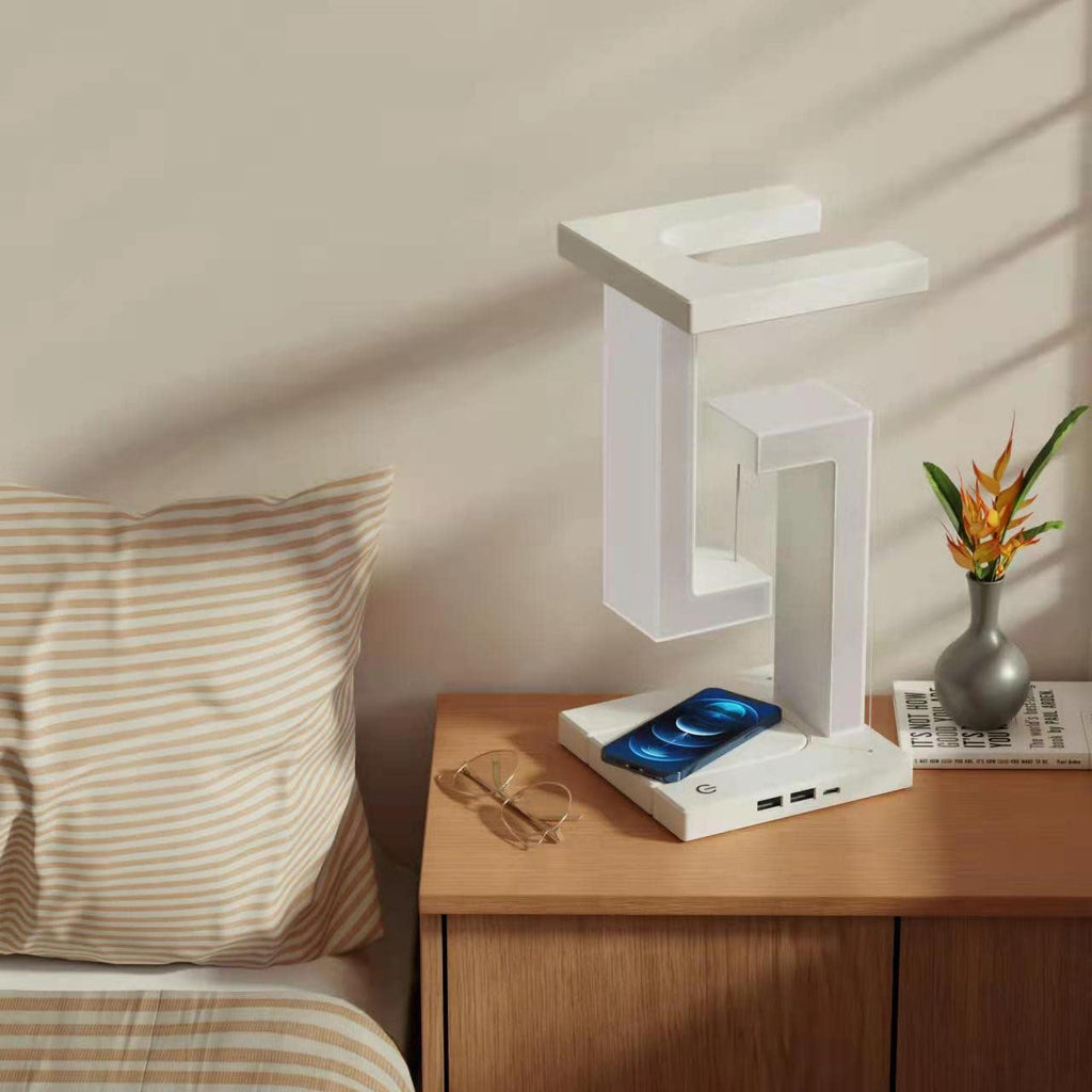 Balance-Lampe im Raum